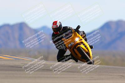 media/Mar-12-2022-SoCal Trackdays (Sat) [[152081554b]]/Turn 9 (220pm)/